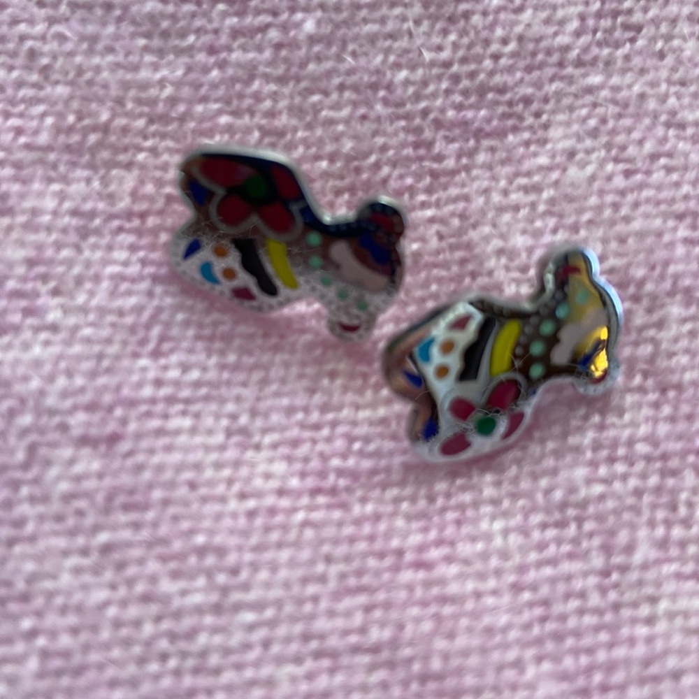 Faux-Tous signature earrings